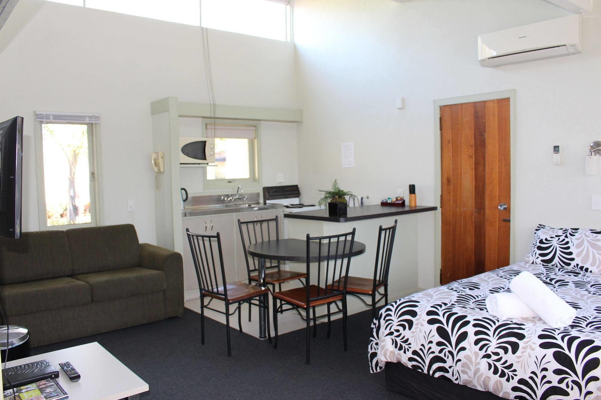 Fern Motel Napier Extérieur photo